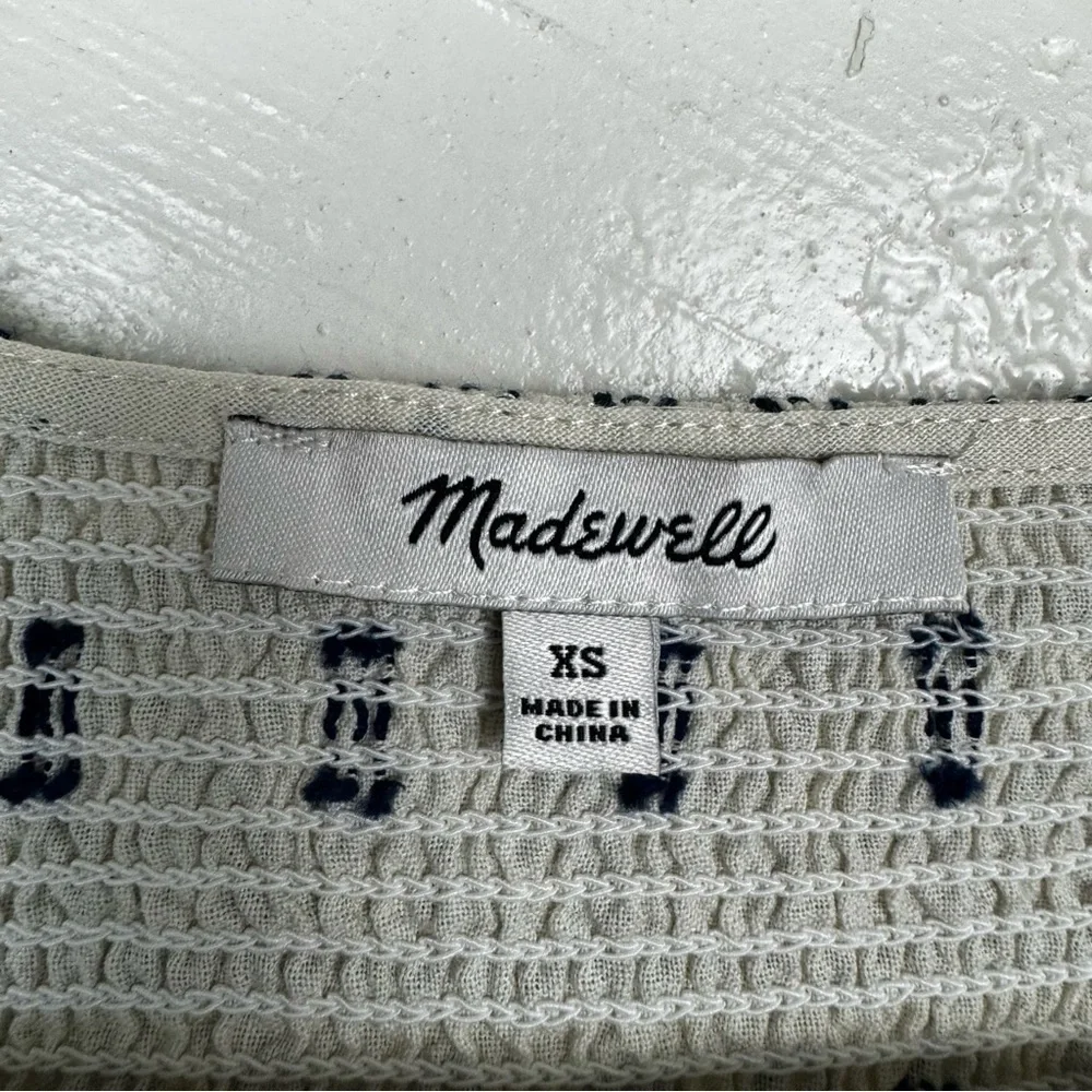 Madewell Summer 2022 Embroidered-Yoke Top in Clipdot Ikat Swiss Dot Size XS